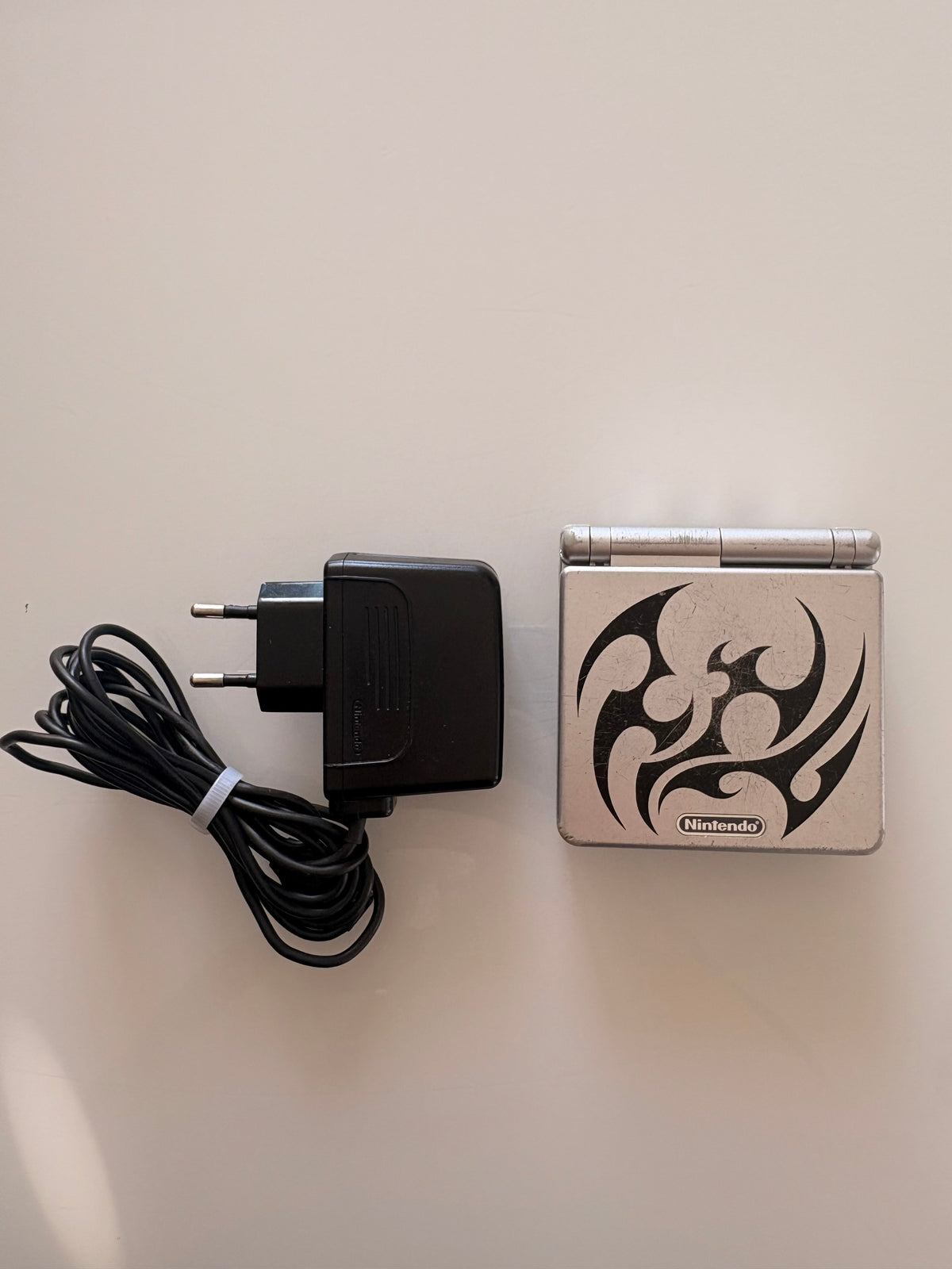 Nintendo GameBoy Advance SP Tribal Edition (AGS-101)