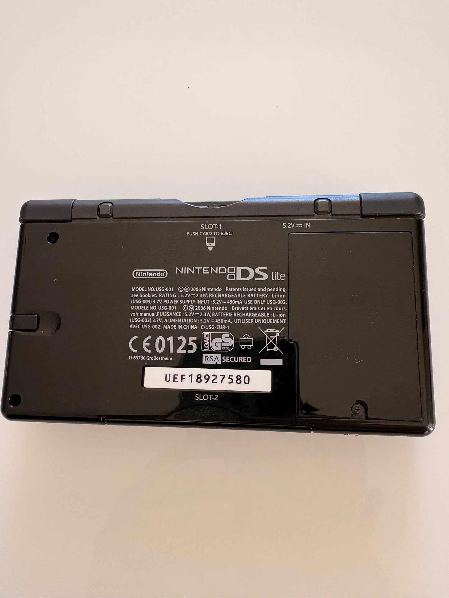 Console Nintendo DS Lite Noire + Chargeur