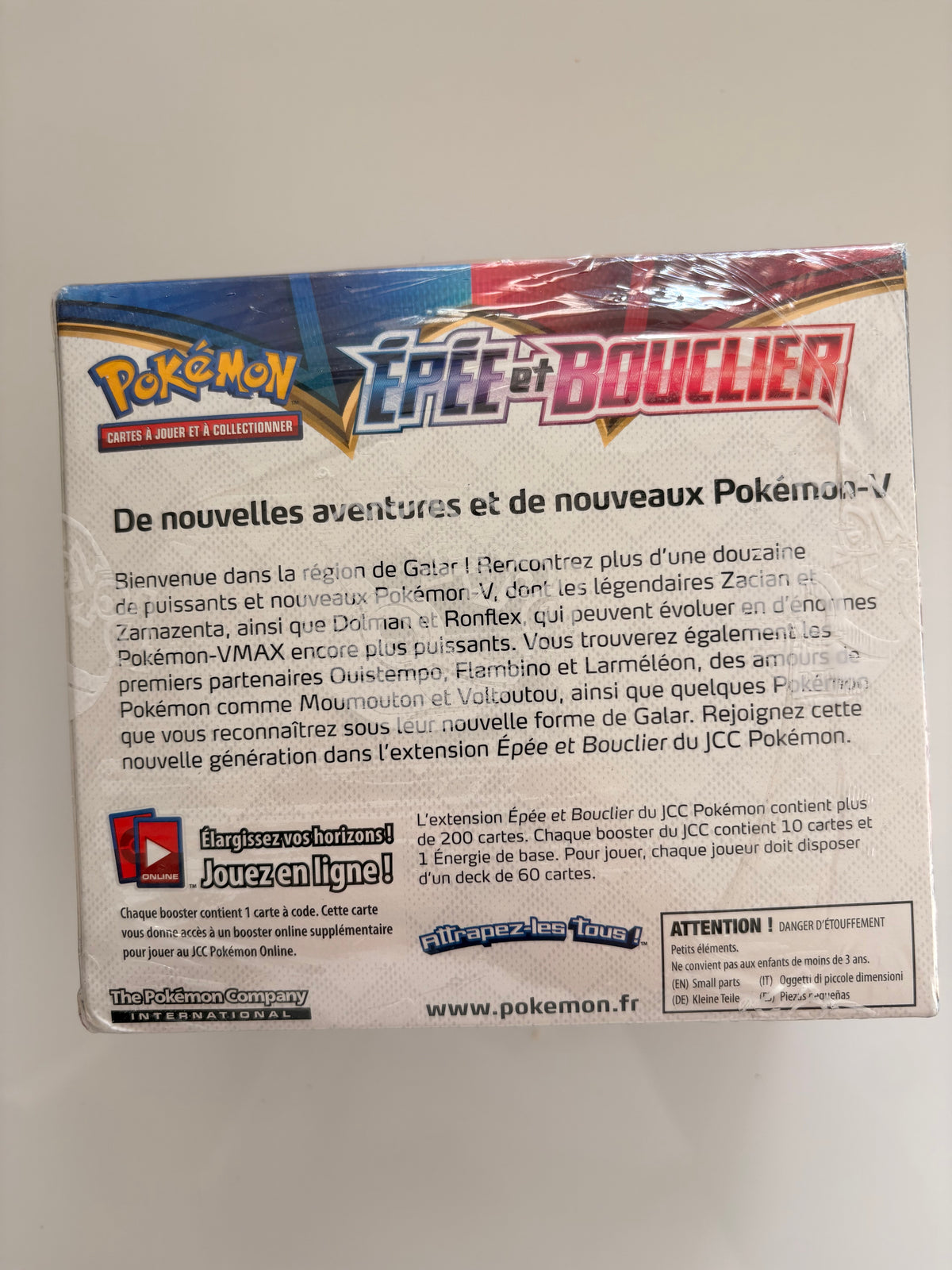 Pokémon Sword & Shield Base Set Booster Box (36 Packs, French) - Factory Sealed