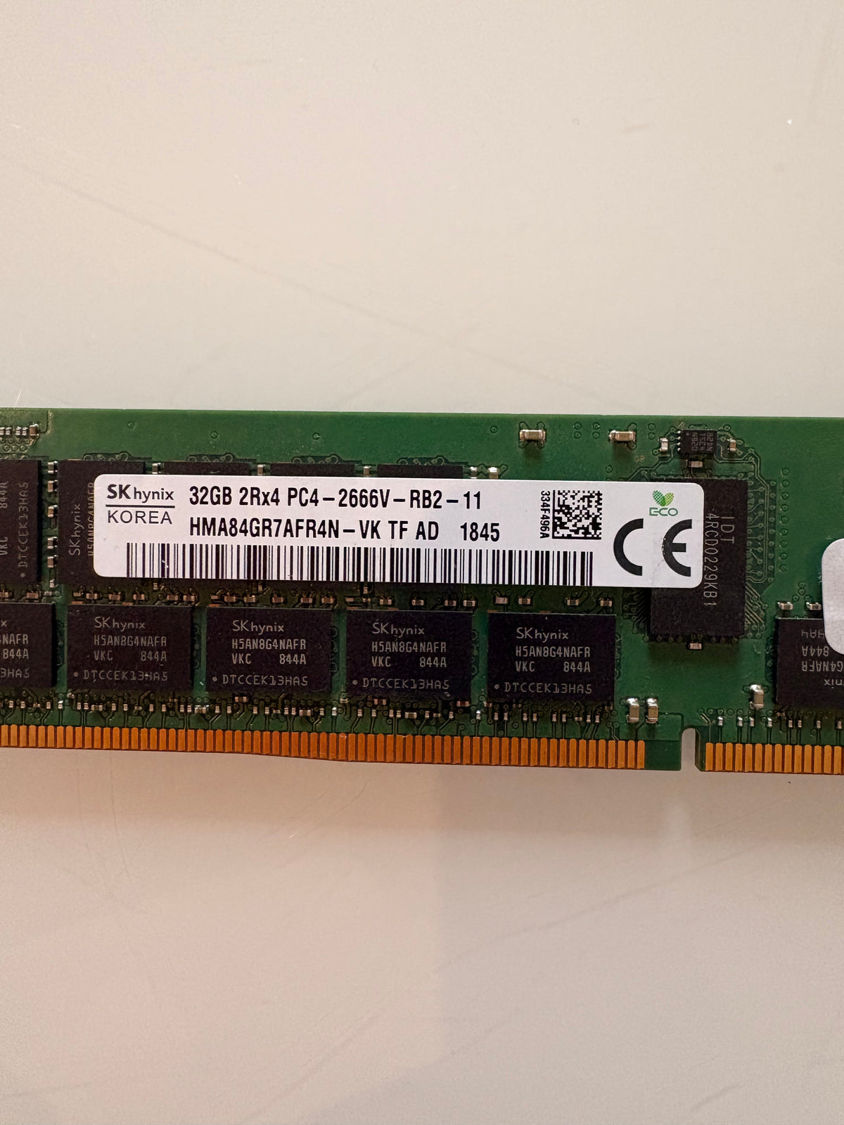RAM Serveur SK Hynix 32 Go DDR4 2666 MHz ECC Registered (HMA84GR7AFR4N) — RDIMM