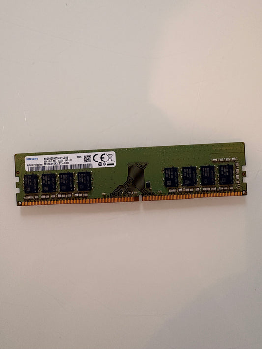 RAM Samsung 8 Go DDR4 2666 MHz (M378A1K43CB2)