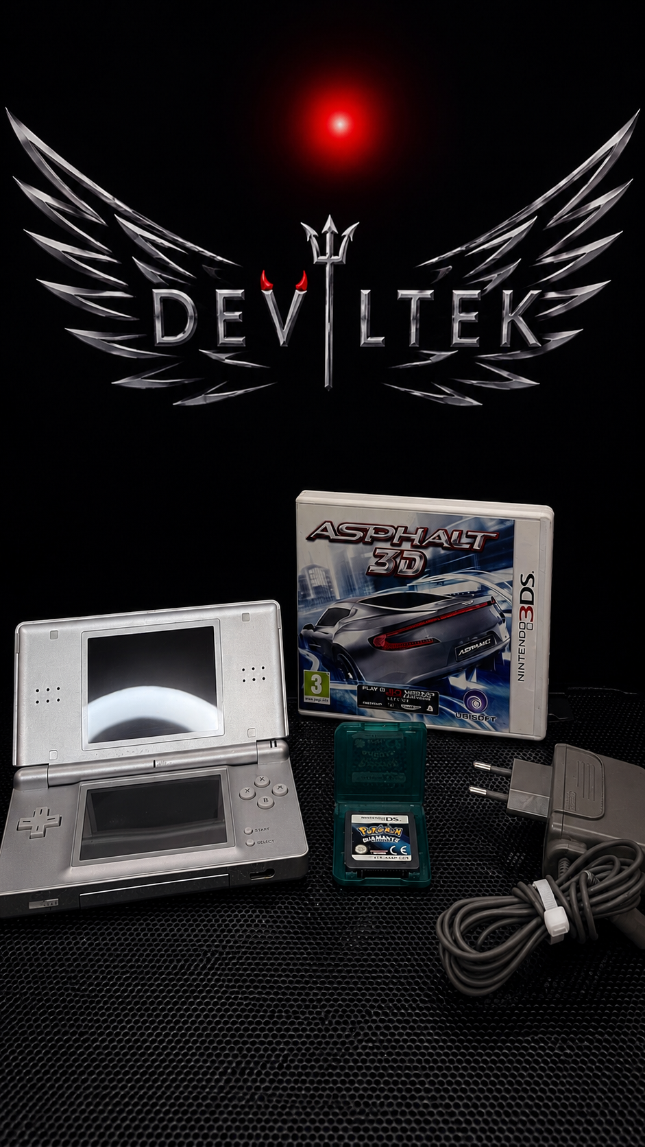 Pack "Silver Track" : Nintendo DS Lite + Jeux