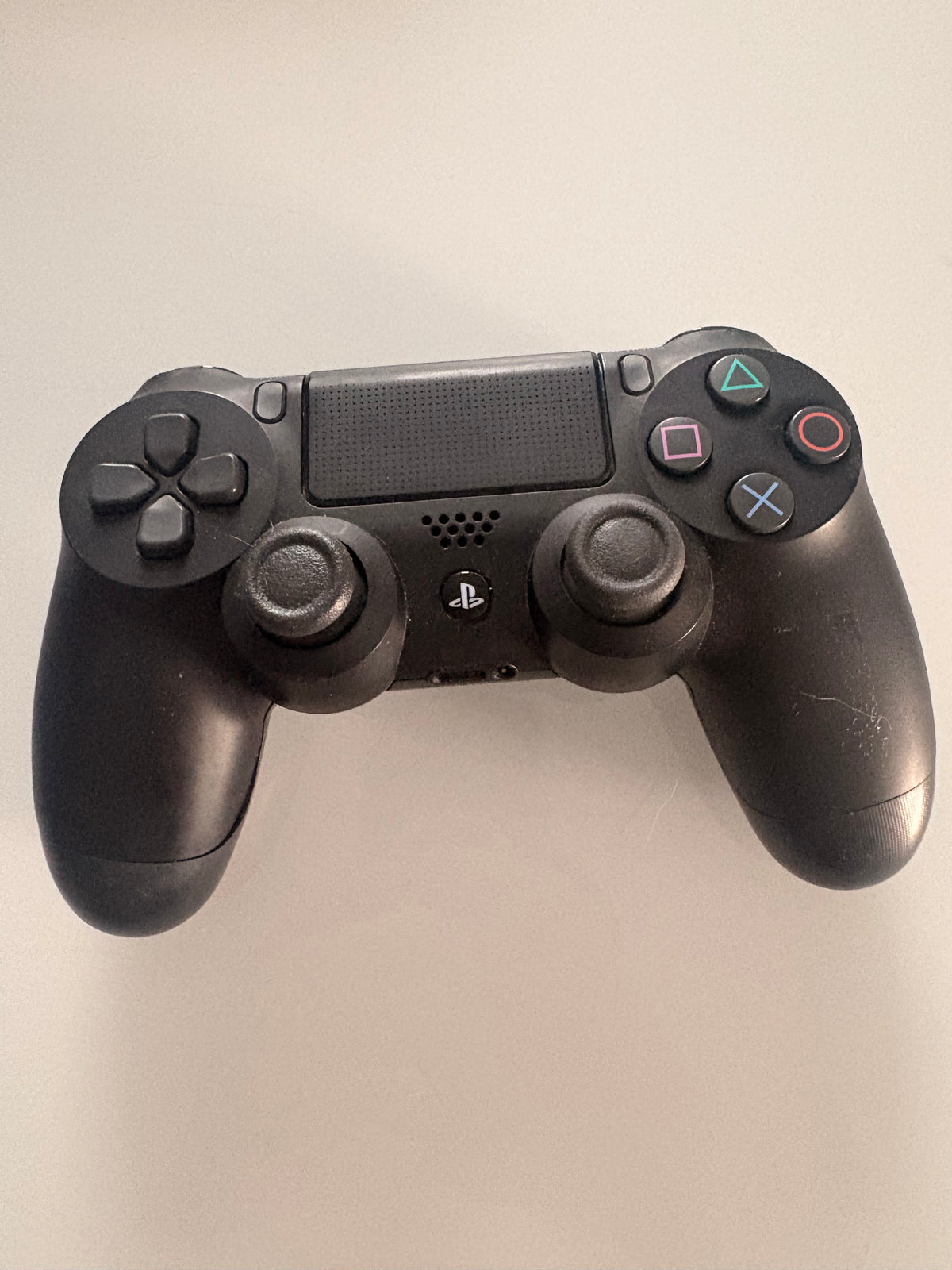 Pack Console Sony PlayStation 4 Fat Noire – Manette DualShock 4, Câblage Complet & 2 Jeux Inclus