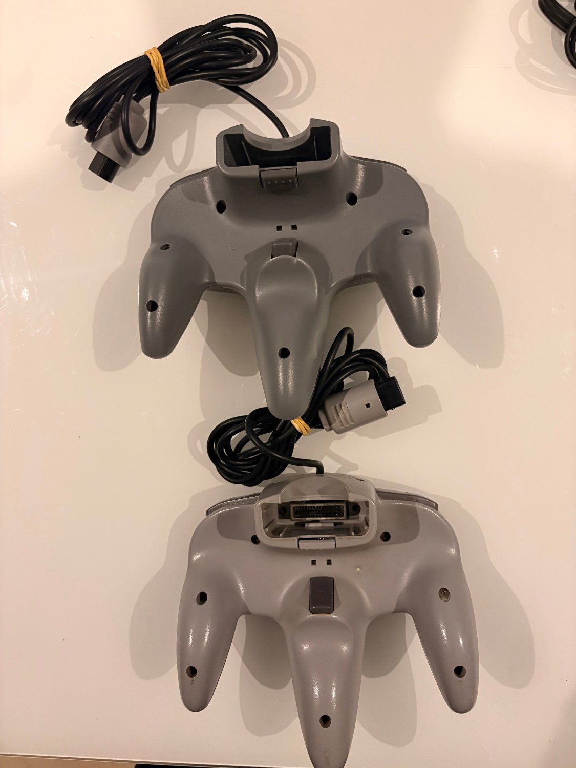 Nintendo 64 (N64) + 2 Manettes + 3 Jeux - DevilTek
